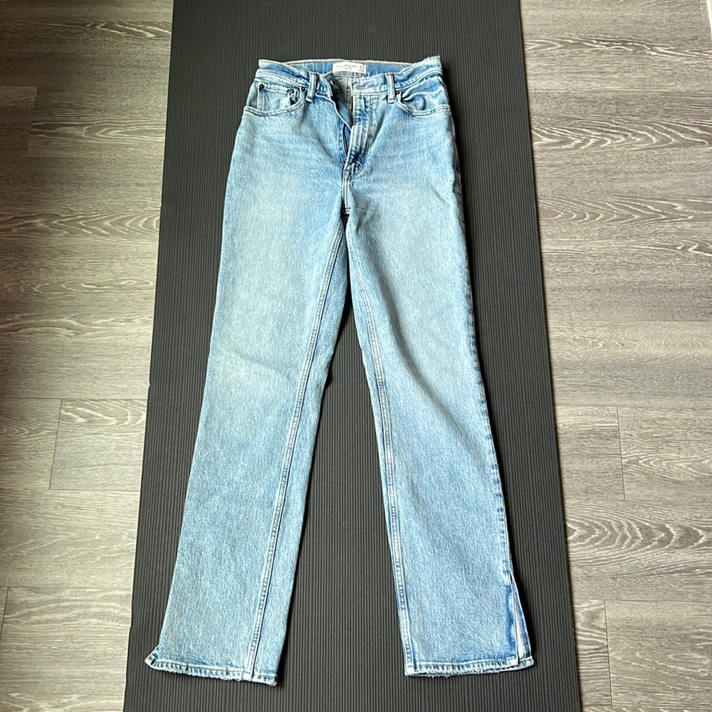 Abercrombie & Fitch 90s Straight Ultra Highrise Jeans
